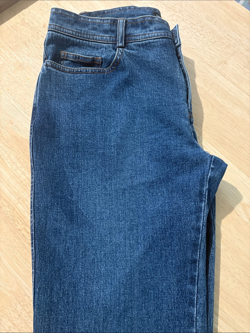 Contemporary Mid Rise Jeans - Picture 6 of 7